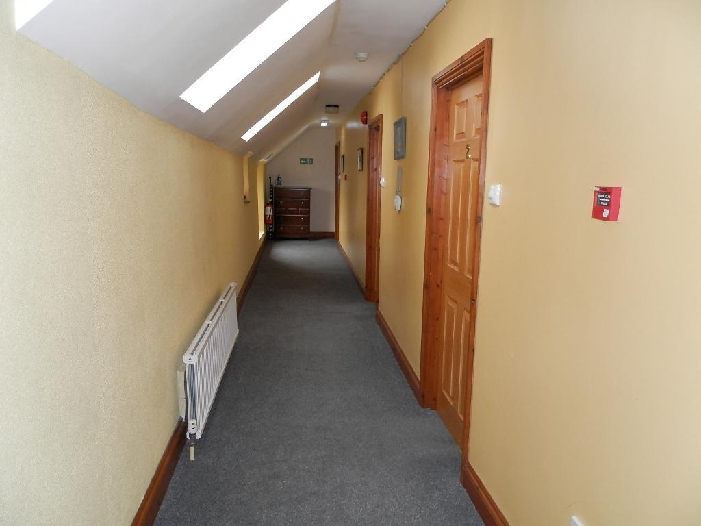 10 Bedroom Guest House for Sale in Haverfordwest, SA61 1QL