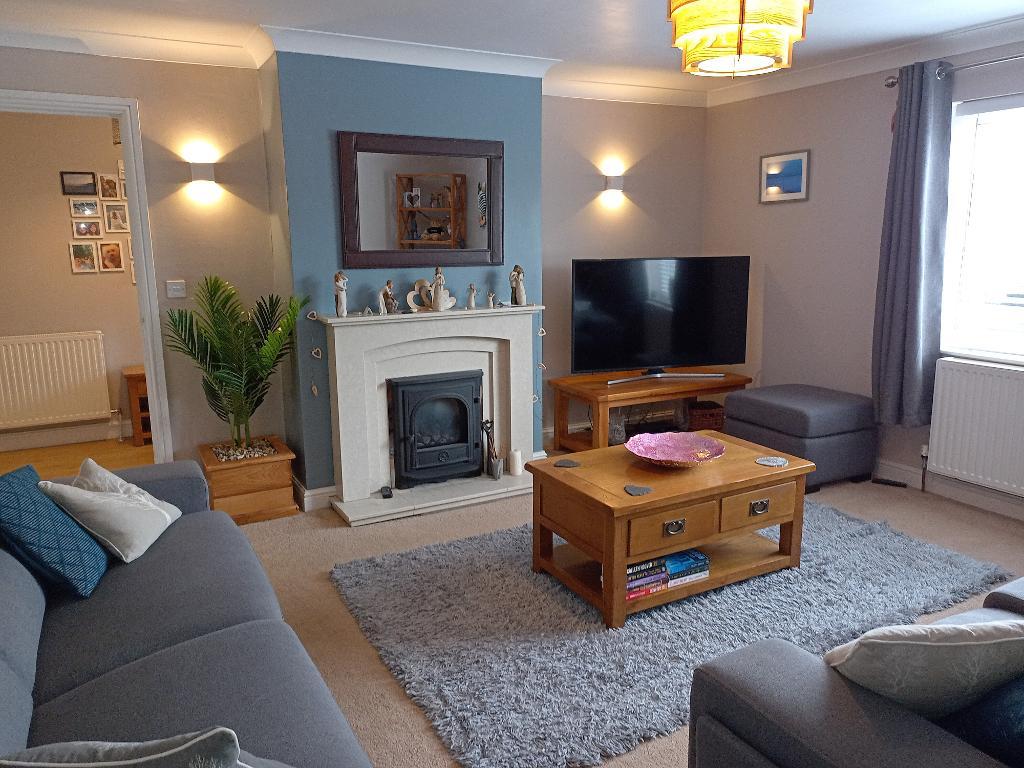 3 Bedroom Detached Bungalow for Sale in Capel  Iwan, Nr Newcastle Emlyn, SA38 9LT