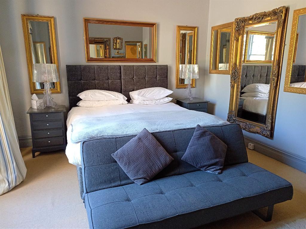8 Bedroom Terraced for Sale in Cardigan, SA43 2QA