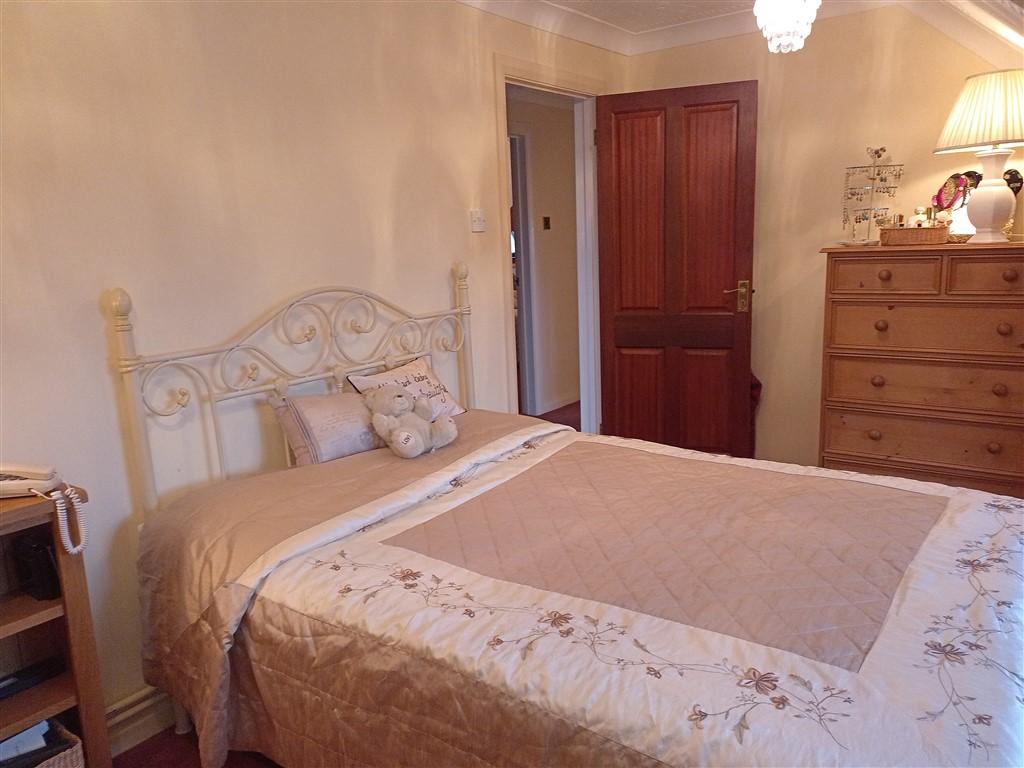 5 Bedroom Equestrian Property for Sale in Penboyr, Llandysul, SA44 5JF