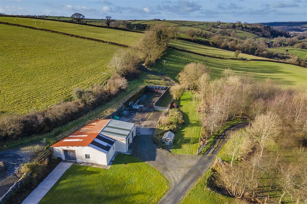 7 Bedroom Farmhouse And Cottage With Land for Sale in Llandysul, SA44 4RT