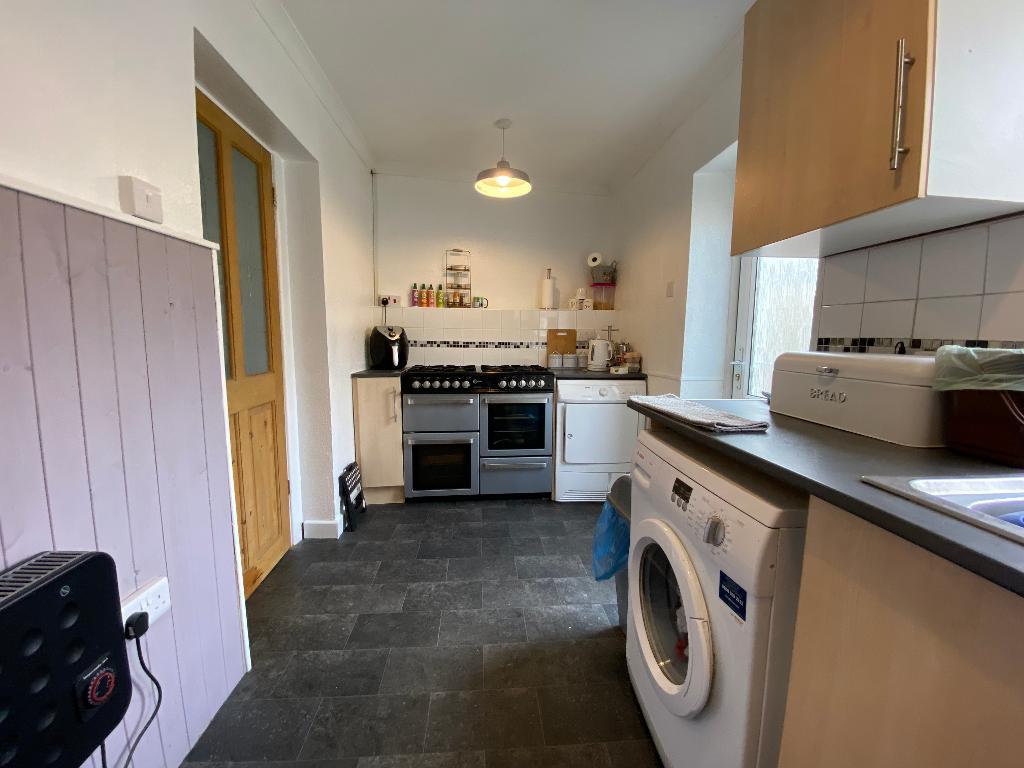 3 Bedroom Terraced for Sale in Drefach Felindre, Llandysul, SA44 5YA