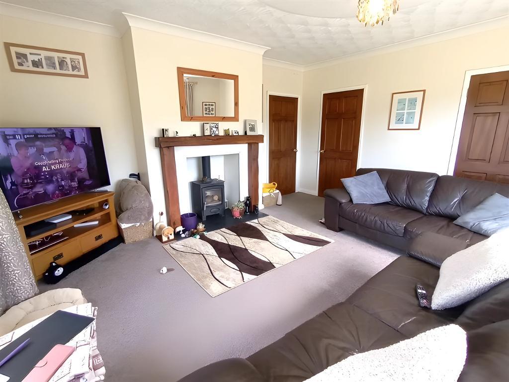 4 Bedroom Smallholding for Sale in Pontantwn, Kidwelly, SA17 5LN