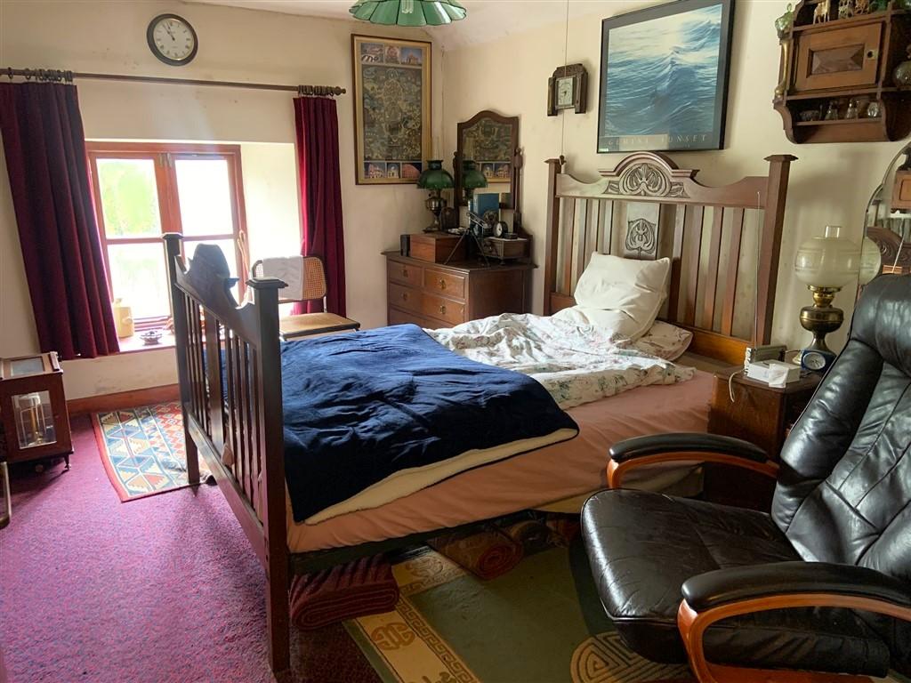 2 Bedroom Detached House for Sale in Boncath, SA37 0LN