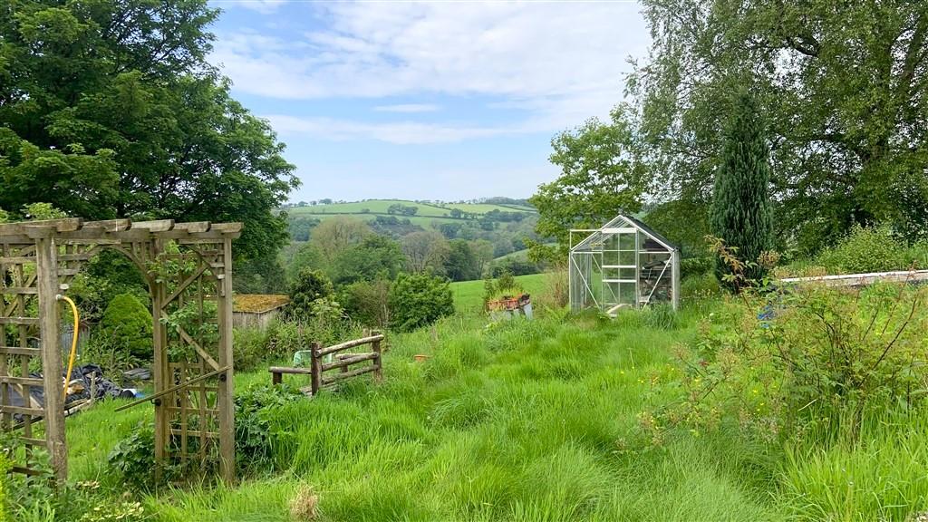 2 Bedroom Detached House for Sale in Boncath, SA37 0LN