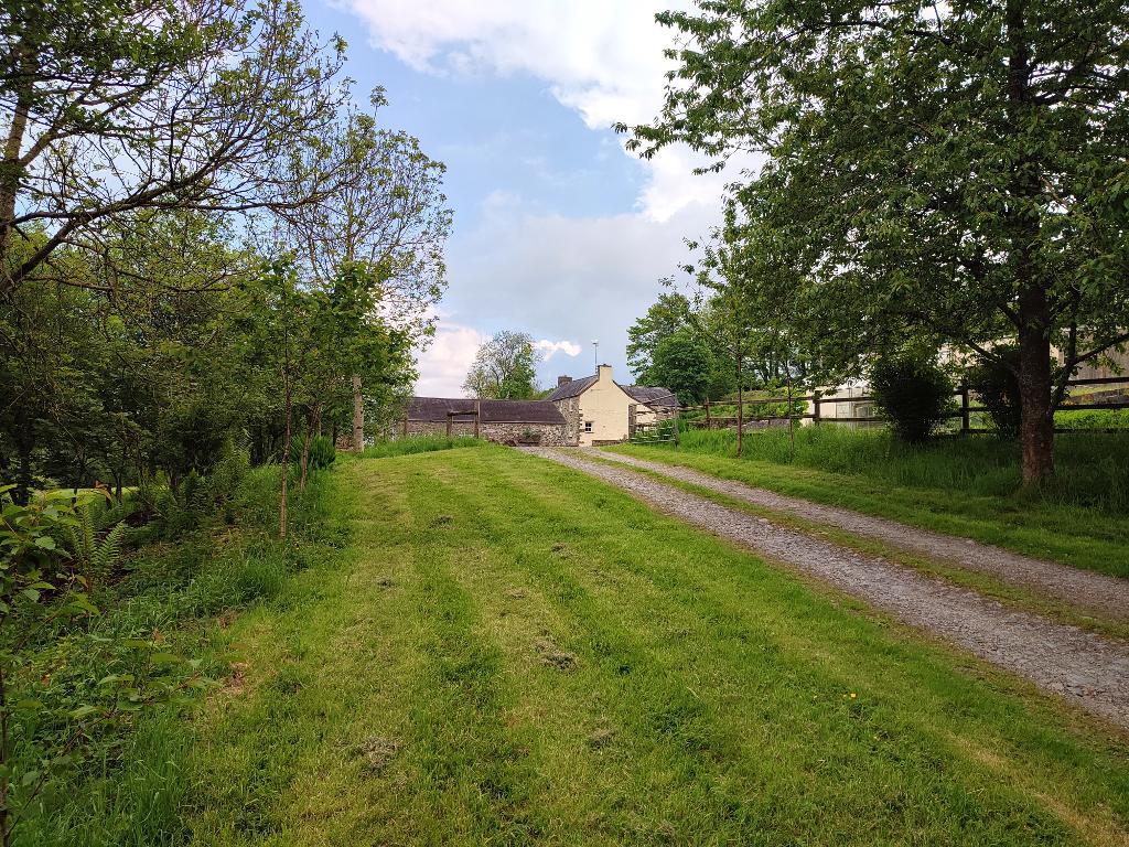 7 Bedroom Farmhouse And Cottage With Land for Sale in Llandysul, SA44 4RT