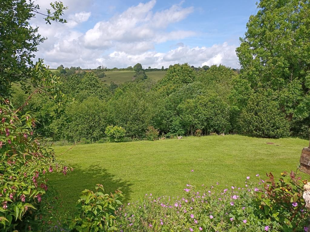 7 Bedroom Farmhouse And Cottage With Land for Sale in Llandysul, SA44 4RT