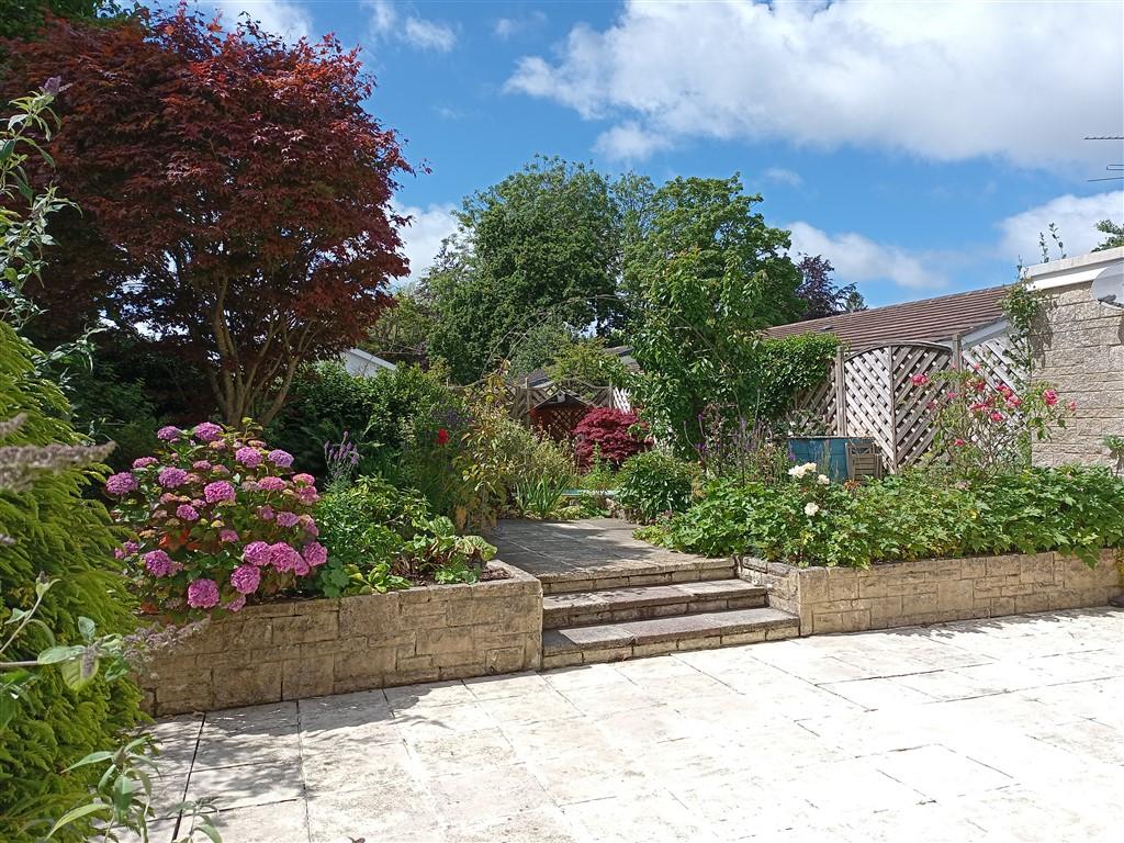 4 Bedroom Detached Dormer Bungalow for Sale in Cardigan, SA43 1AP