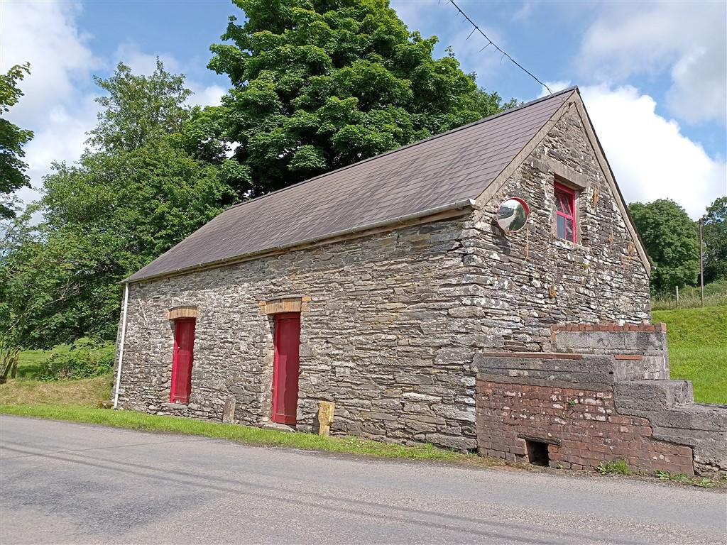 3 Bedroom Smallholding for Sale in Newcastle Emlyn, SA38 9RS