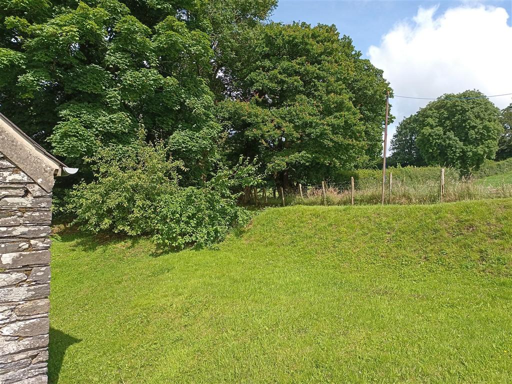 3 Bedroom Smallholding for Sale in Newcastle Emlyn, SA38 9RS