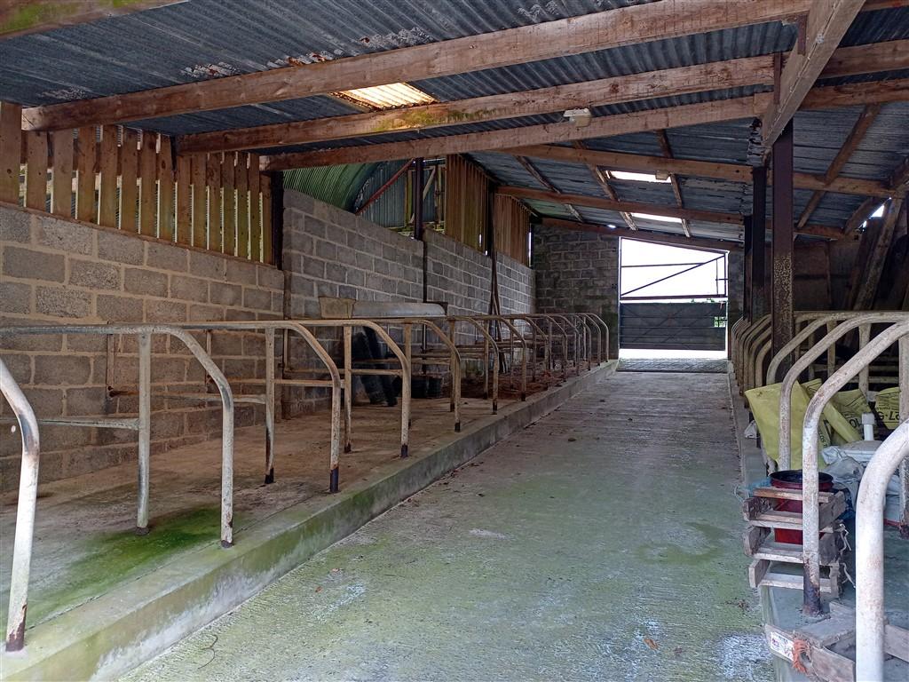 3 Bedroom Smallholding for Sale in Newcastle Emlyn, SA38 9RS