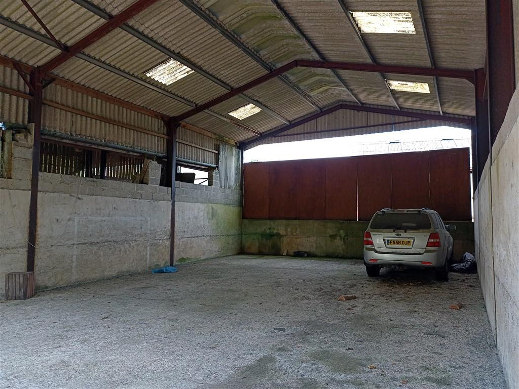 3 Bedroom Smallholding for Sale in Newcastle Emlyn, SA38 9RS