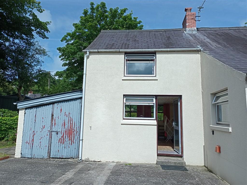 3 Bedroom Smallholding for Sale in Newcastle Emlyn, SA38 9RS