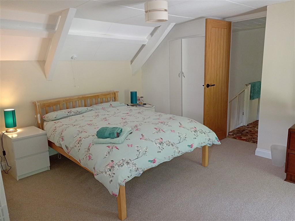 3 Bedroom Smallholding for Sale in Newcastle Emlyn, SA38 9RS
