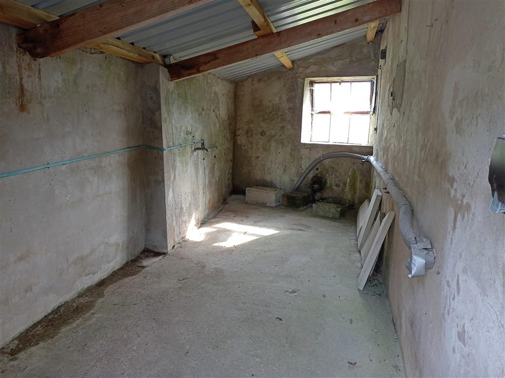3 Bedroom Smallholding for Sale in Newcastle Emlyn, SA38 9RS
