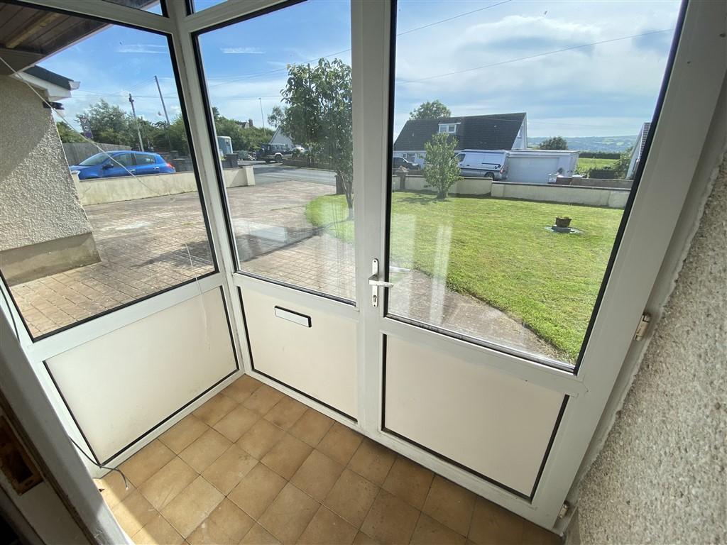 5 Bedroom Detached Bungalow for Sale in Cardigan, SA43 1QU