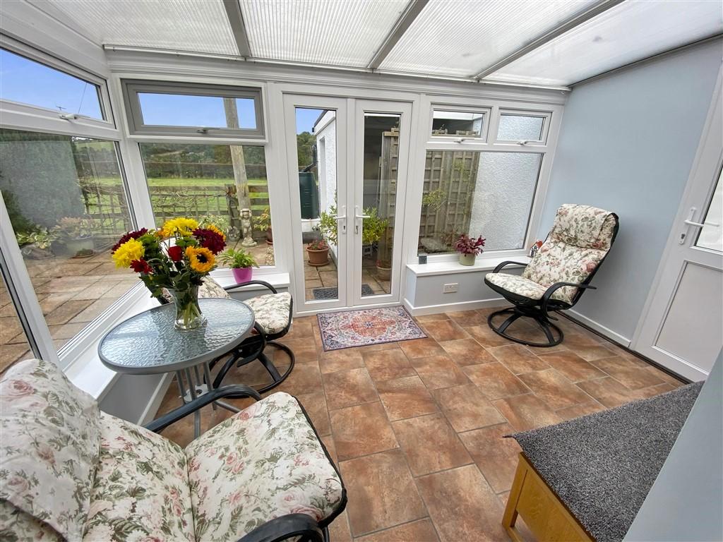 2 Bedroom Semi-Detached for Sale in Llandysul, SA44 5NN