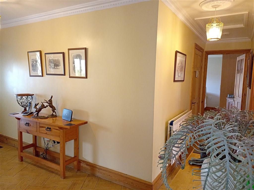 3 Bedroom Detached Bungalow for Sale in Penrhiwllan, Llandysul, SA44 5NH