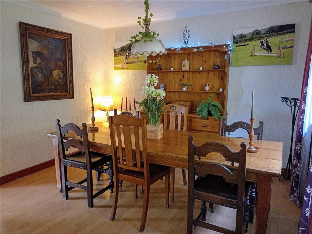 4 Bedroom Detached Bungalow for Sale in Lampeter, SA48 8AN