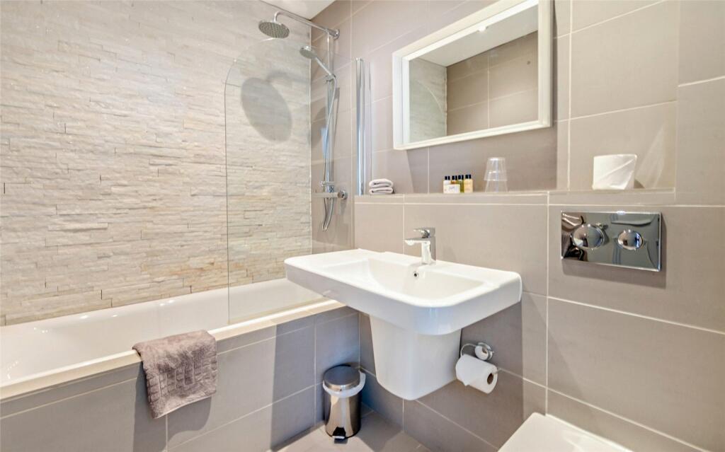 8 Bedroom Manor House Conversion for Sale in Cardigan, SA43 2QA