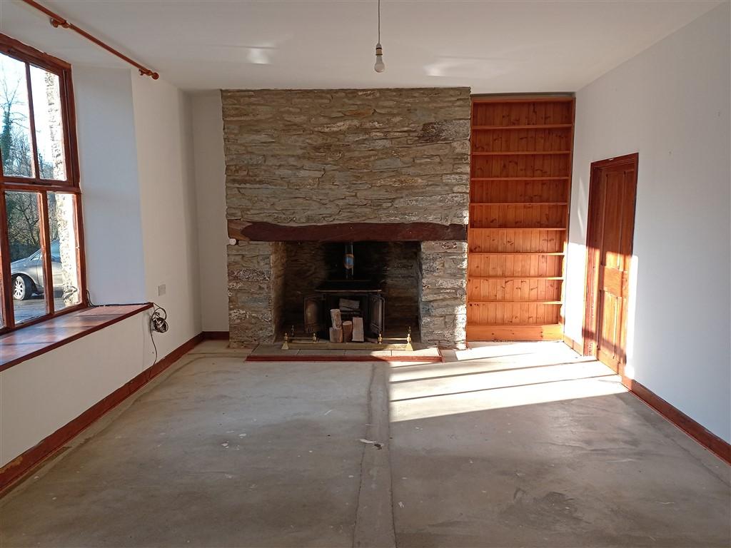 4 Bedroom Detached House for Sale in Llangeler, Llandysul, SA44 5EY