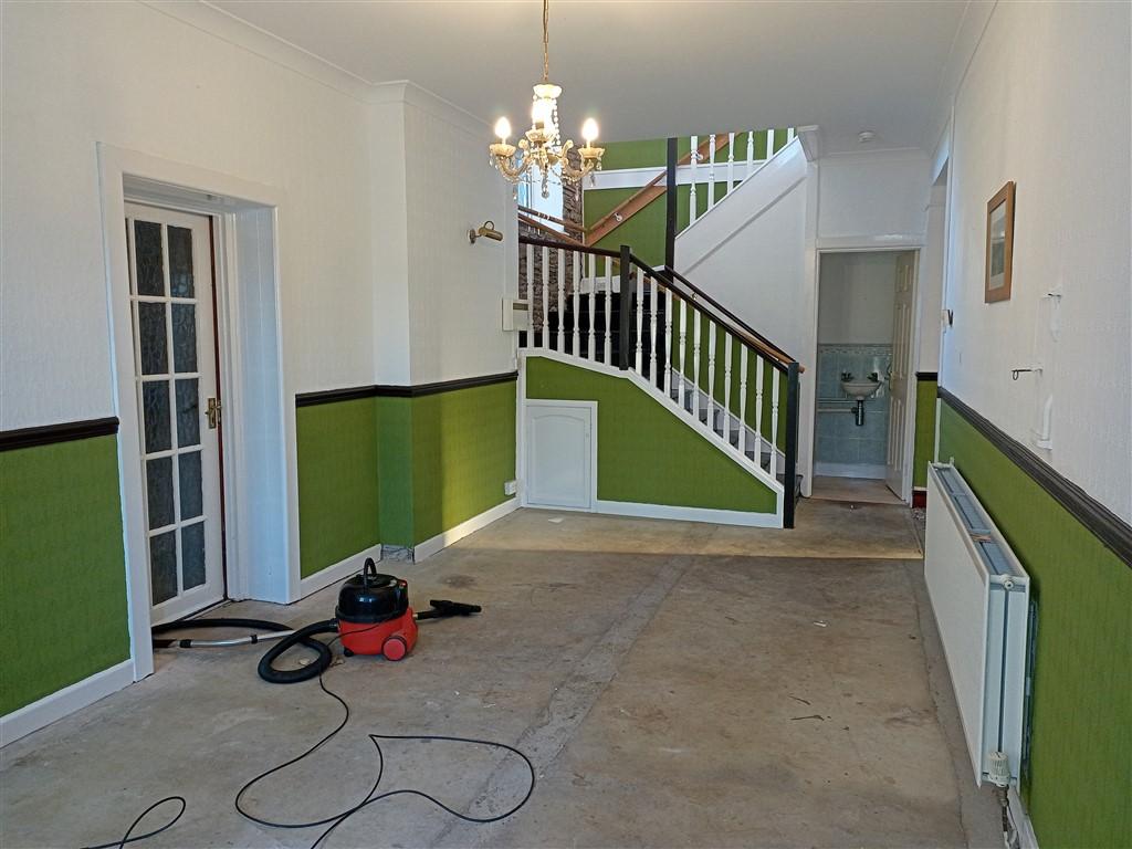 4 Bedroom Detached House for Sale in Llangeler, Llandysul, SA44 5EY