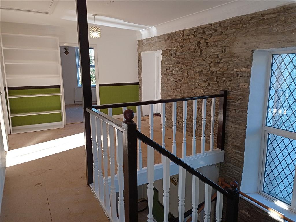 4 Bedroom Detached House for Sale in Llangeler, Llandysul, SA44 5EY