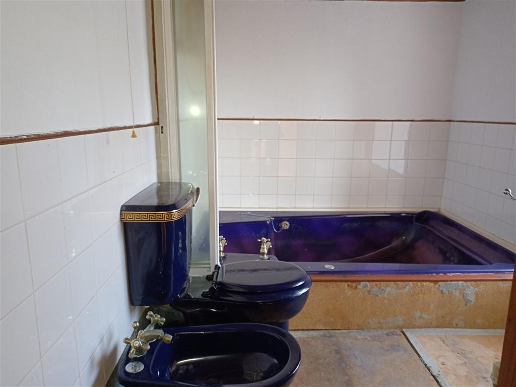 4 Bedroom Detached House for Sale in Llangeler, Llandysul, SA44 5EY