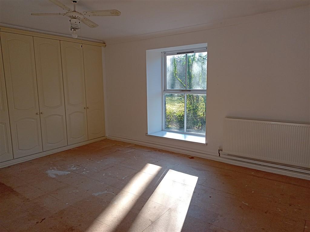 4 Bedroom Detached House for Sale in Llangeler, Llandysul, SA44 5EY