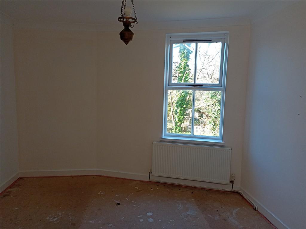 4 Bedroom Detached House for Sale in Llangeler, Llandysul, SA44 5EY