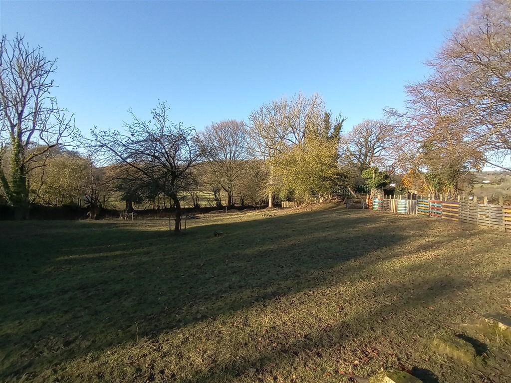 4 Bedroom Detached House for Sale in Llangeler, Llandysul, SA44 5EY
