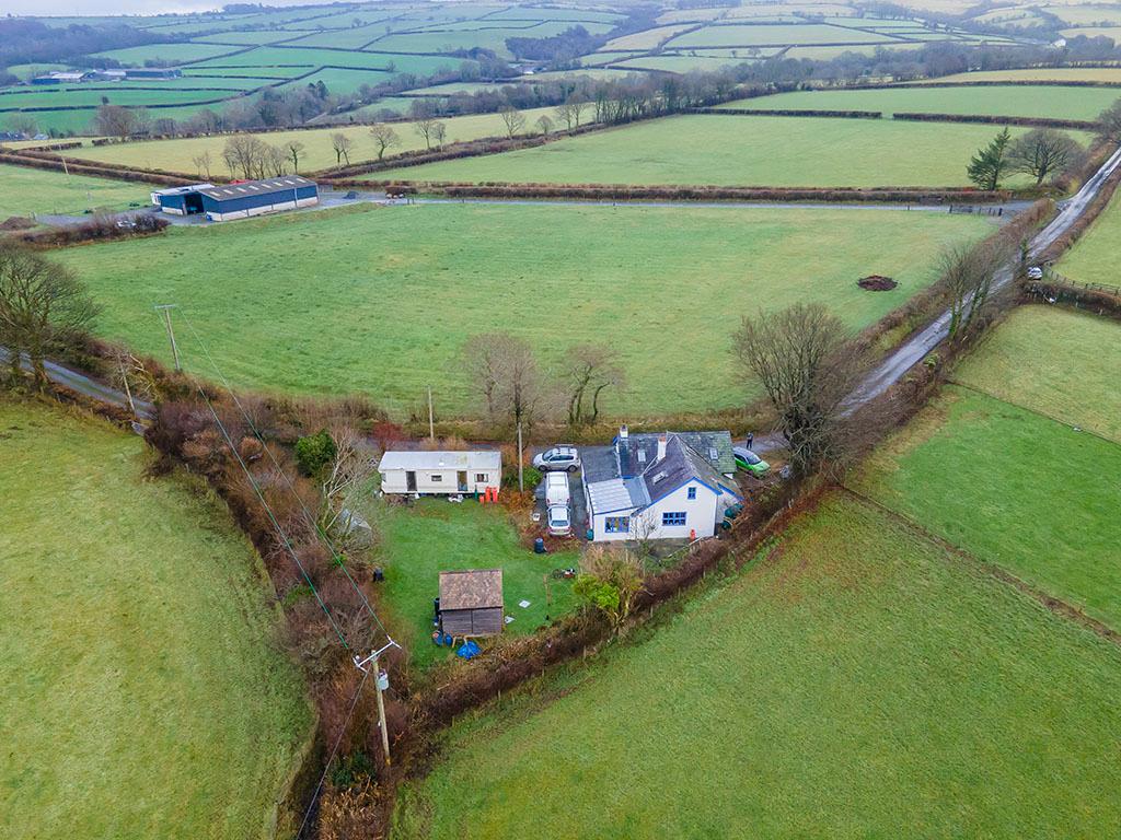 4 Bedroom Cottage for Sale in Rhos, Llandysul, SA44 5AH