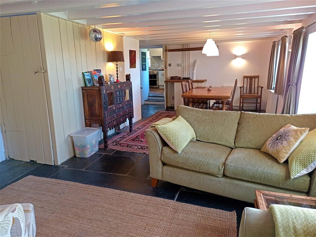 6 Bedroom Farmhouse And Cottage With Land for Sale in Near Glogue, SA36 0DZ