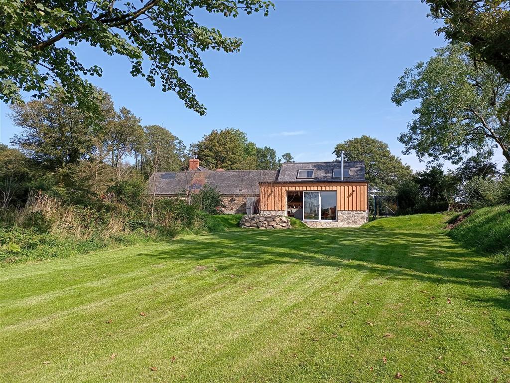 6 Bedroom Farmhouse And Cottage With Land for Sale in Near Glogue, SA36 0DZ