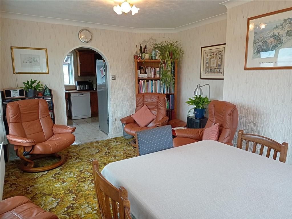 4 Bedroom Smallholding for Sale in Henllan, Llandysul, SA44 5TD