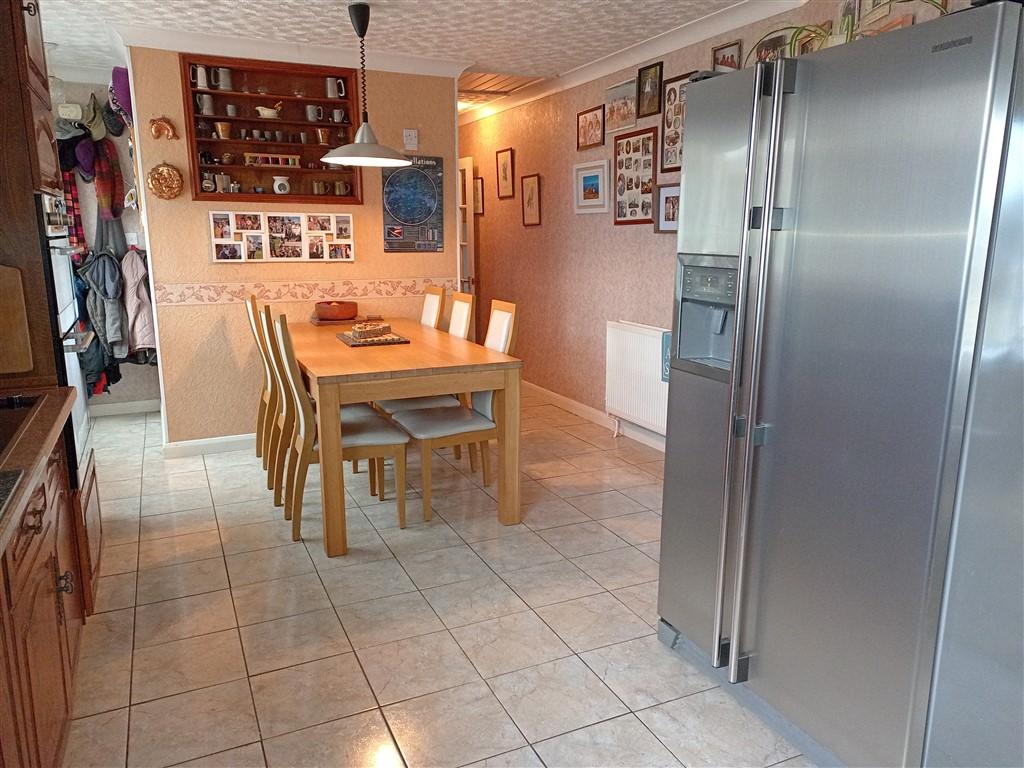 4 Bedroom Smallholding for Sale in Henllan, Llandysul, SA44 5TD
