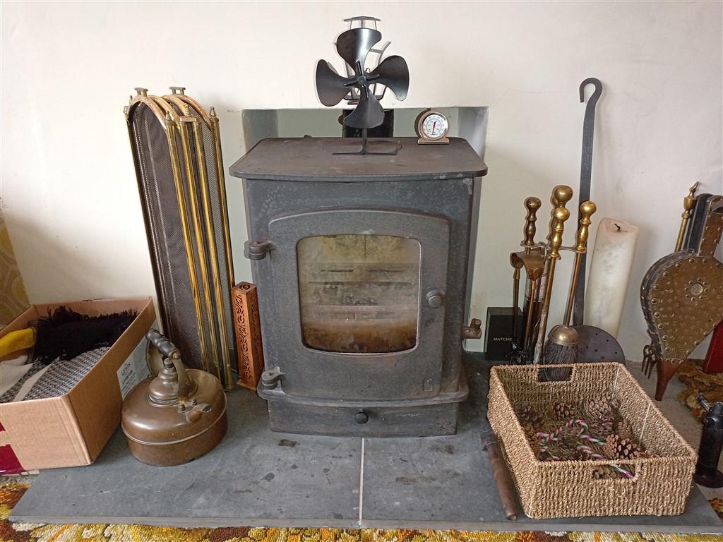 4 Bedroom Smallholding for Sale in Henllan, Llandysul, SA44 5TD