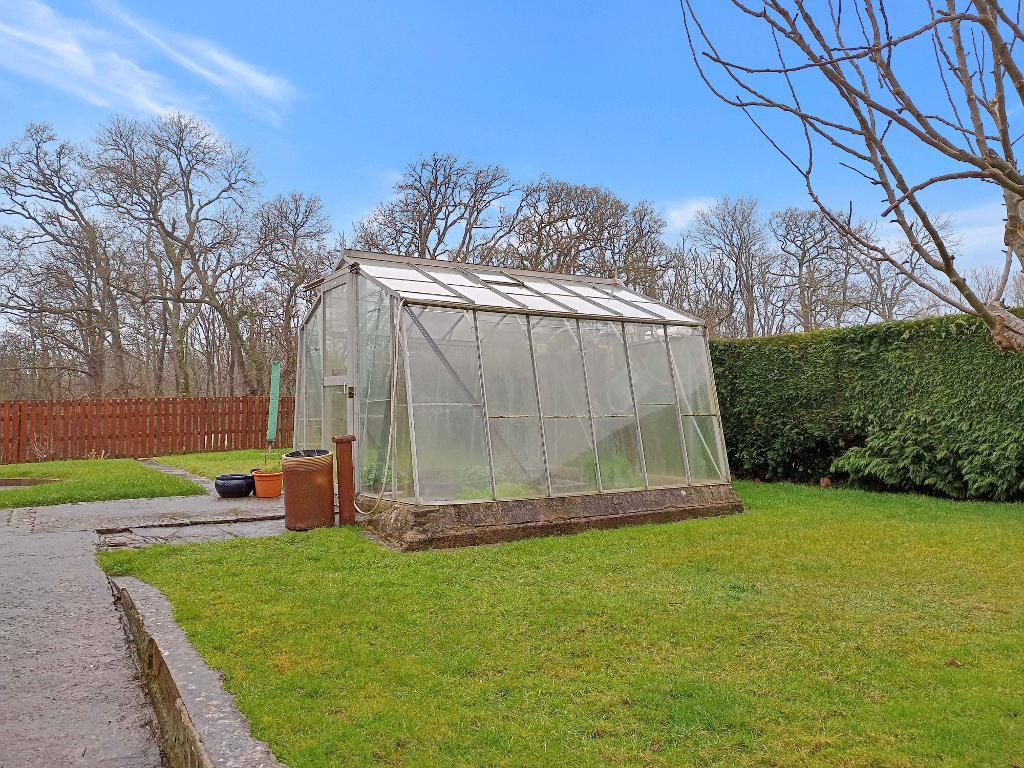 4 Bedroom Smallholding for Sale in Henllan, Llandysul, SA44 5TD