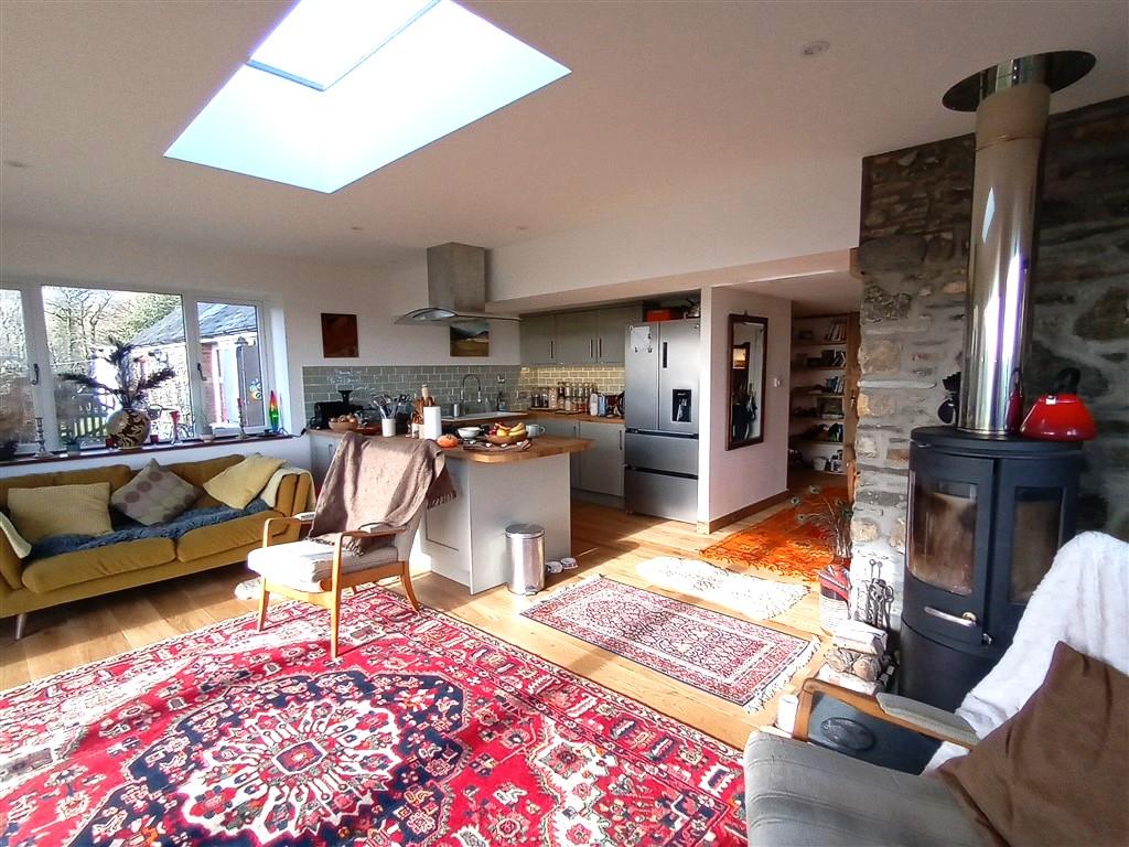 3 Bedroom Barn Conversion for Sale in Nr Glogue, SA36 0DZ