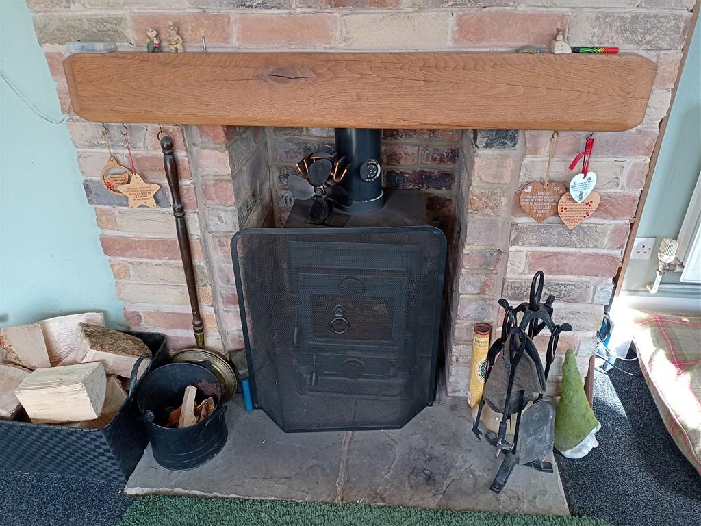 3 Bedroom Detached Bungalow for Sale in Cardigan, SA43 1SA