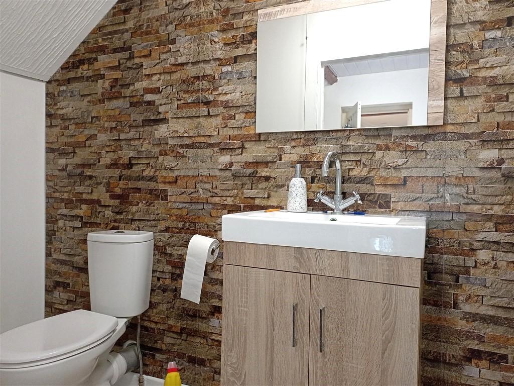 3 Bedroom End Terraced for Sale in Llandysul, SA44 5TS
