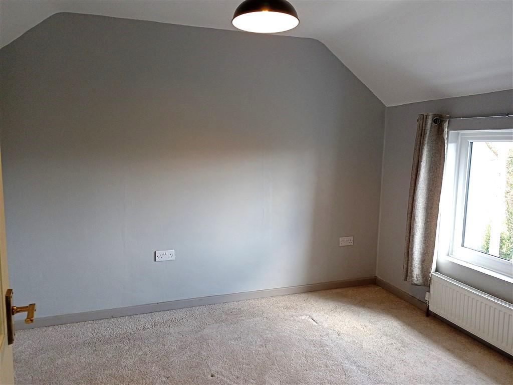3 Bedroom End Terraced for Sale in Llandysul, SA44 5TS
