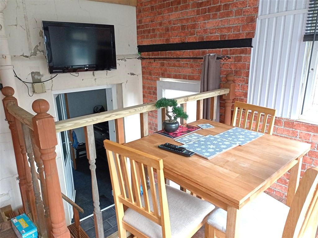 3 Bedroom Terraced for Sale in Drefach Felindre, Llandysul, SA44 5YA
