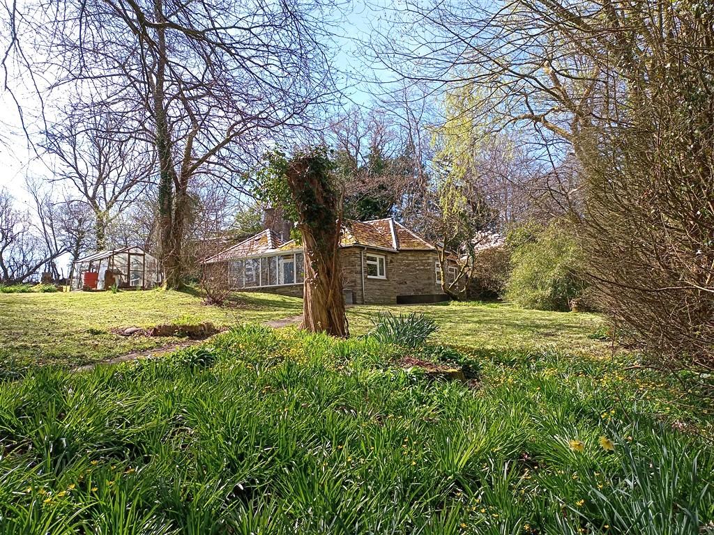 2 Bedroom Cottage for Sale in Ponthirwaun, SA43 2RE