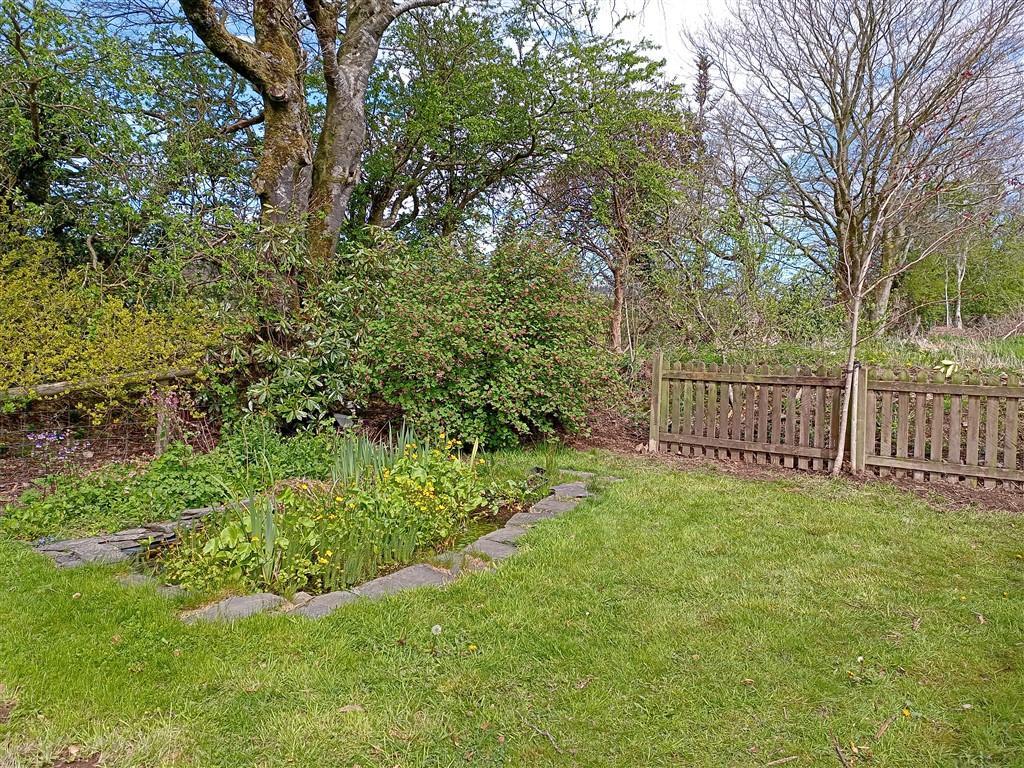 3 Bedroom Detached House for Sale in Llandysul, SA44 5LN