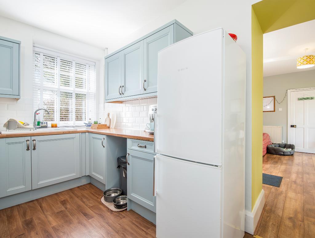 3 Bedroom Detached House for Sale in Llandysul, SA44 5LN