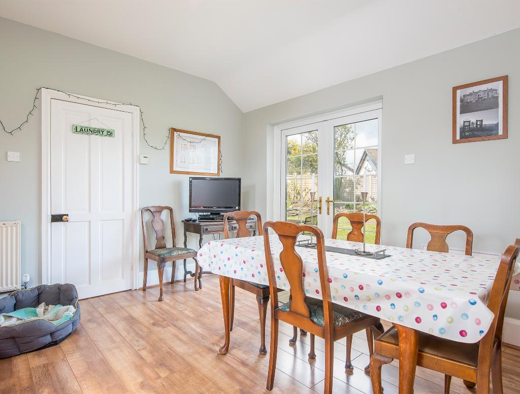 3 Bedroom Detached House for Sale in Llandysul, SA44 5LN