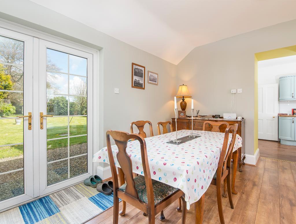 3 Bedroom Detached House for Sale in Llandysul, SA44 5LN