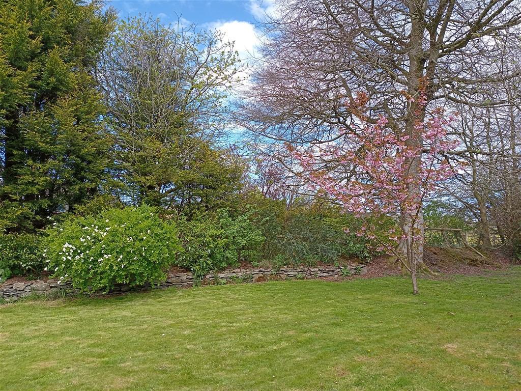 3 Bedroom Detached House for Sale in Llandysul, SA44 5LN