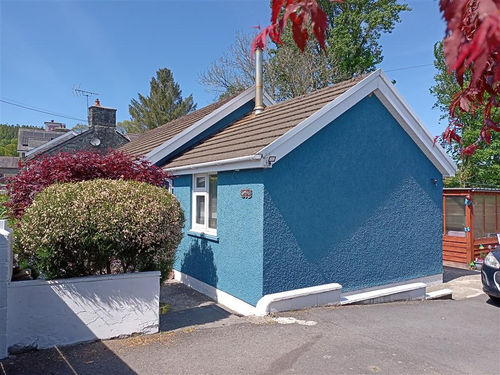 2 Bedroom Detached Bungalow for Sale in Ystrad Aeron, Lampeter, SA48 8AE